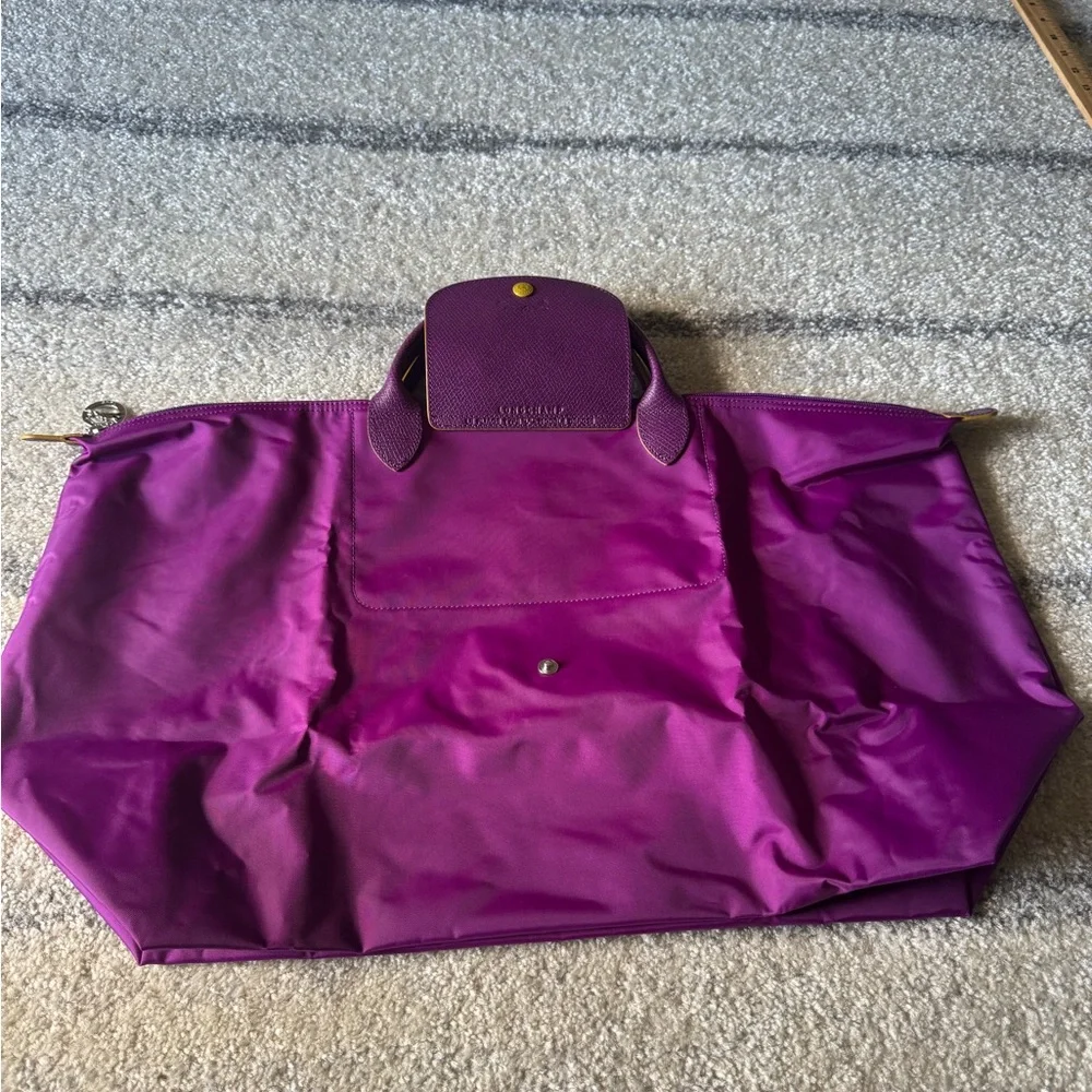 Longchamp Purple Nylon Tote bag with Gold Logo - Picture 9 of 16